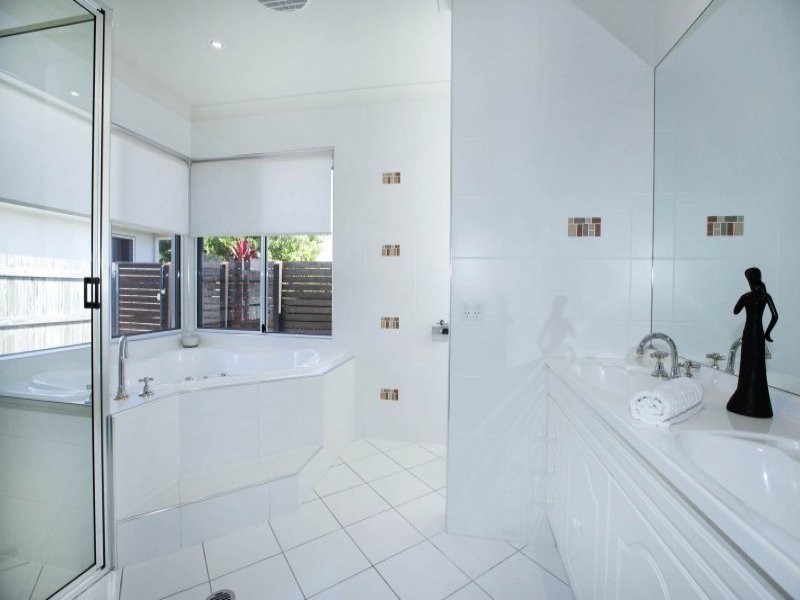 10 Sunrise Pocket, Idalia QLD 4811