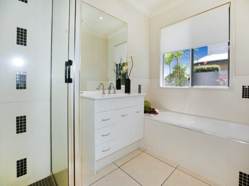 10 Sunrise Pocket, Idalia QLD 4811