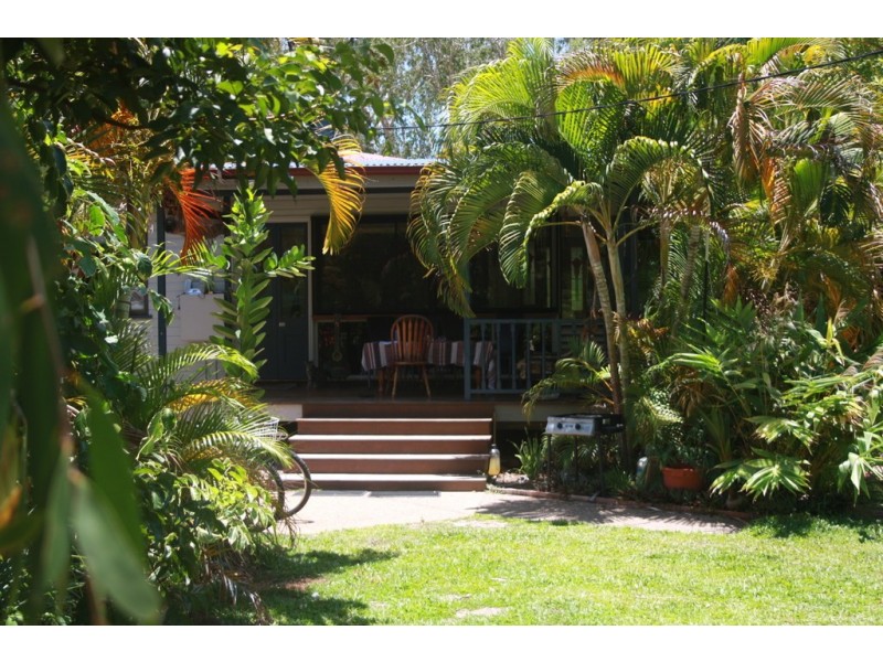 38 Henry Lawson Street,, Horseshoe Bay QLD 4819