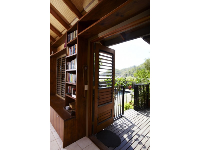 12 Henry Lawson Street,, Horseshoe Bay QLD 4819