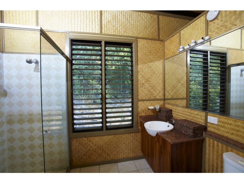 12 Henry Lawson Street,, Horseshoe Bay QLD 4819