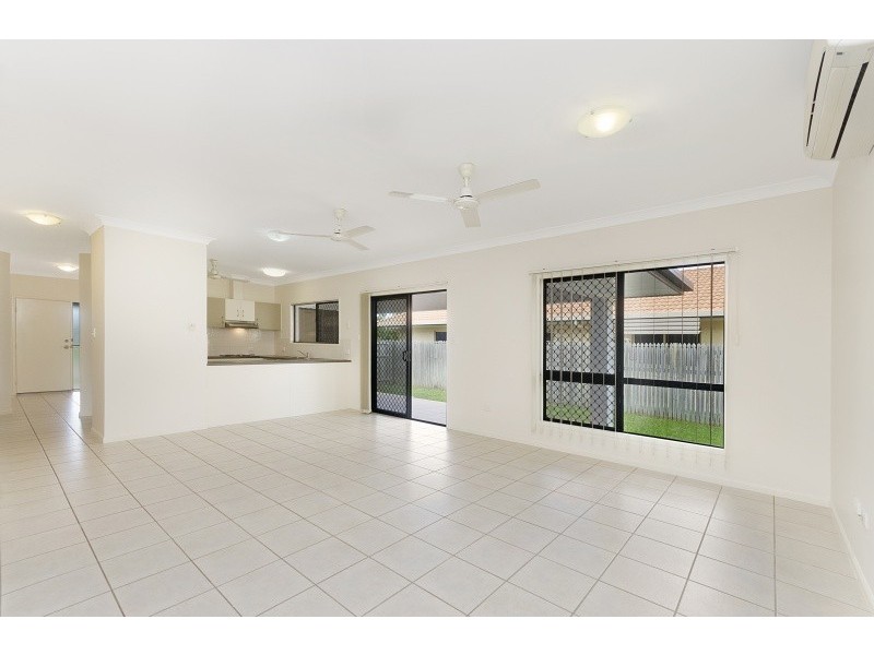 26 Scarisbrick Drive, Kirwan QLD 4817