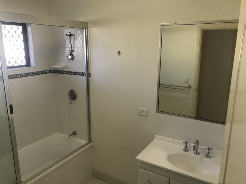 21 Simonsen Court, Kelso QLD 4815