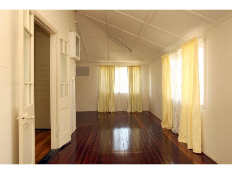 58 Norris Street, Hermit Park QLD 4812