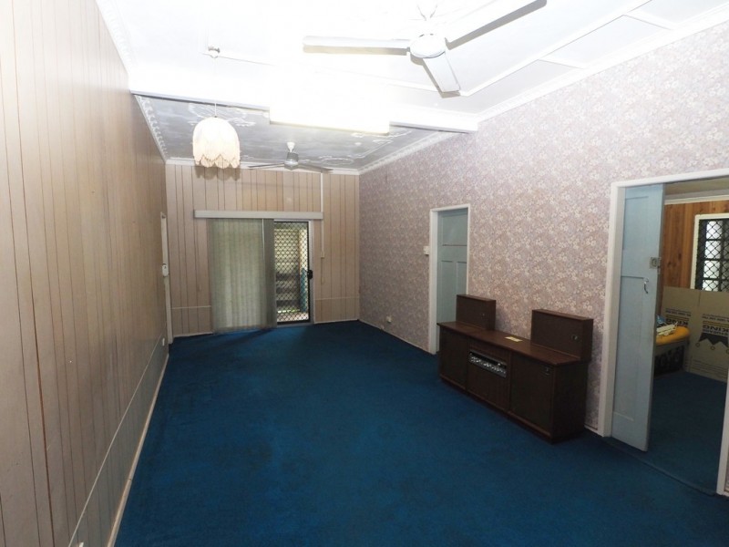 35 Brooks Street, Railway Estate QLD 4810