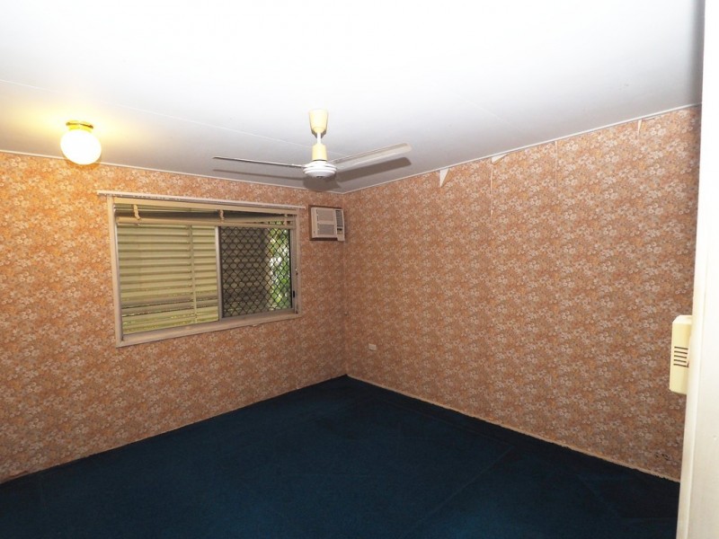 35 Brooks Street, Railway Estate QLD 4810