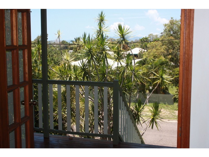 43 Compass Crescent, Nelly Bay QLD 4819