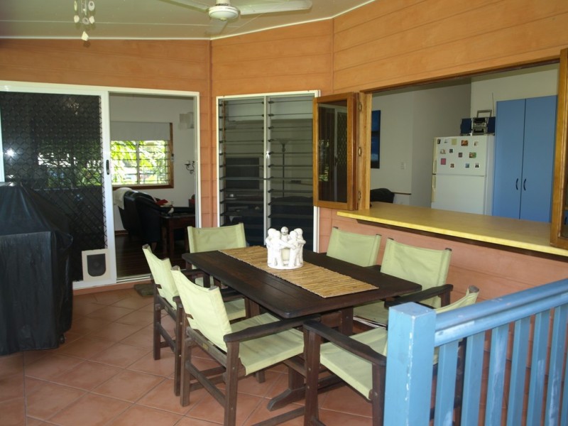 2/56 Hayles Avenue, Arcadia, Magnetic Island QLD 4819