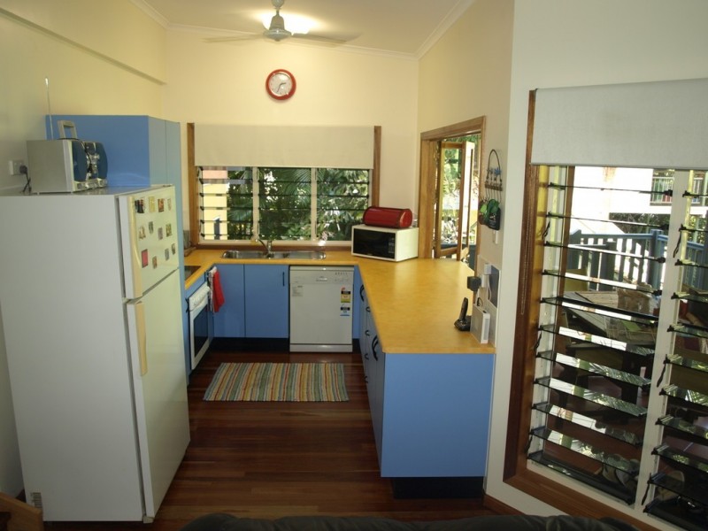 2/56 Hayles Avenue, Arcadia, Magnetic Island QLD 4819