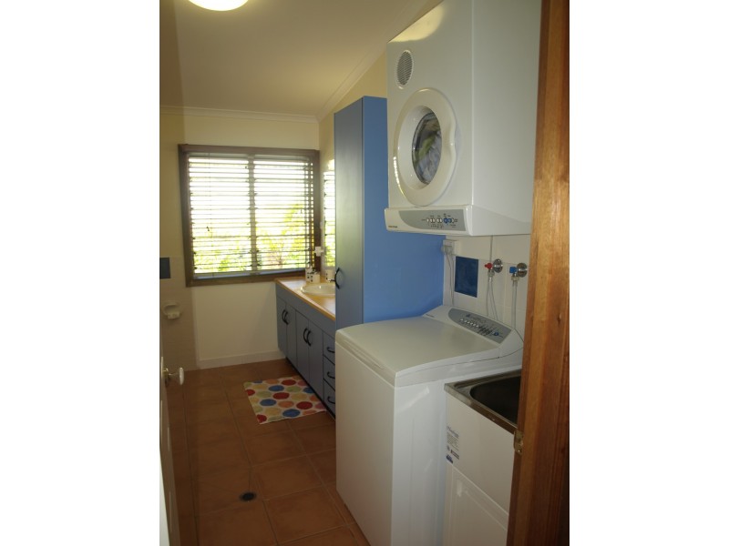 2/56 Hayles Avenue, Arcadia, Magnetic Island QLD 4819