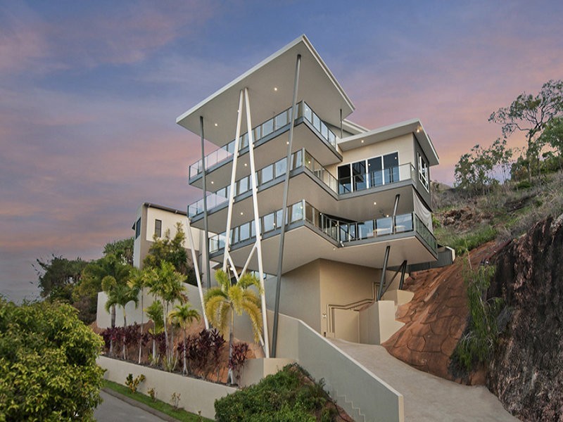 48 Yarrawonga Drive, Castle Hill QLD 4810