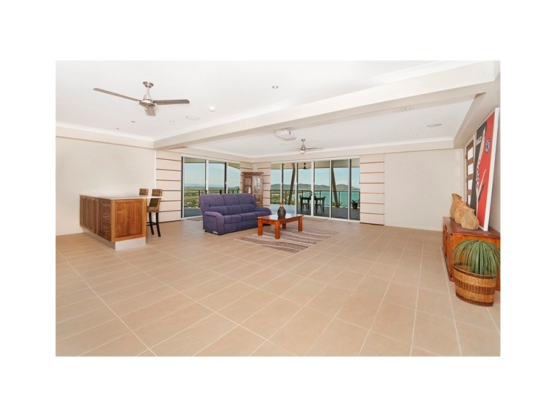 48 Yarrawonga Drive, Castle Hill QLD 4810