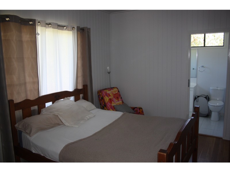 28 Pandanus Street, Magnetic Island QLD 4819