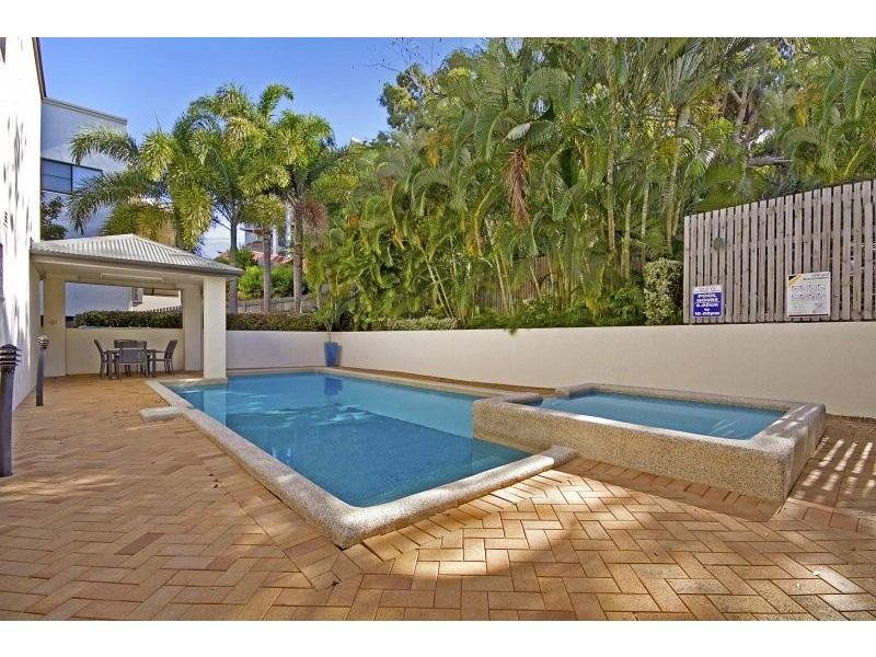 1/2A Cleveland Terrace, Townsville City QLD 4810