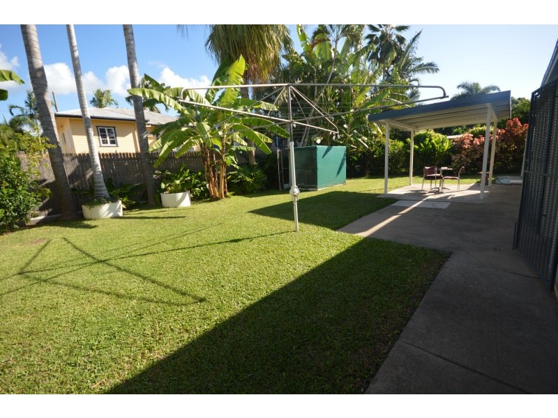 8 Finschhafen Street, Aitkenvale QLD 4814