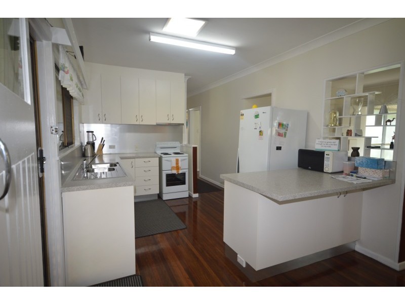 8 Finschhafen Street, Aitkenvale QLD 4814