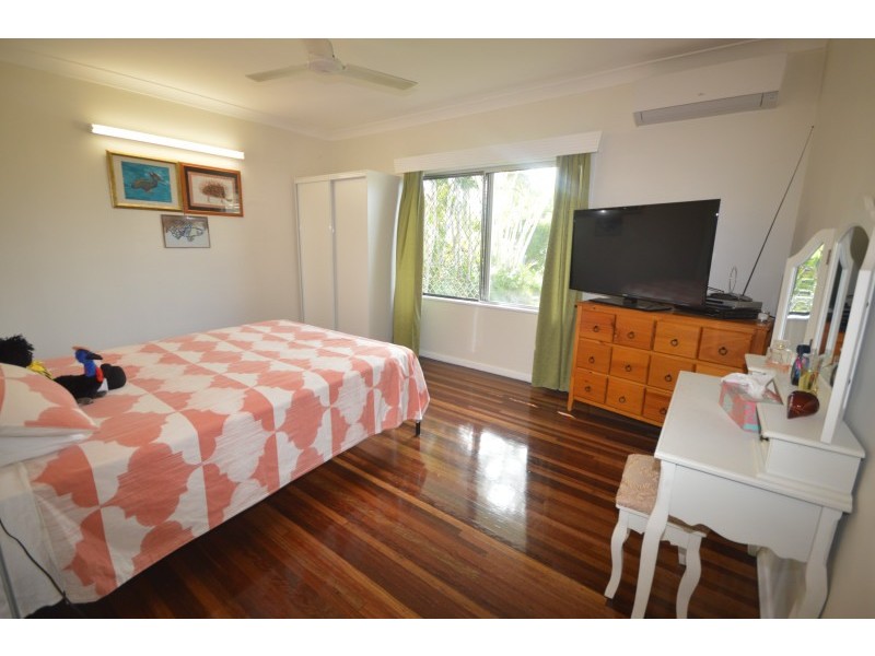 8 Finschhafen Street, Aitkenvale QLD 4814