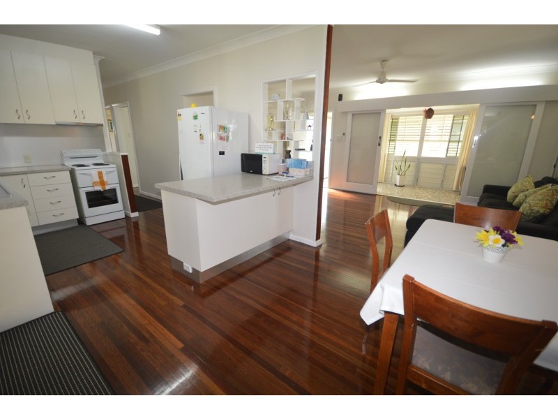 8 Finschhafen Street, Aitkenvale QLD 4814