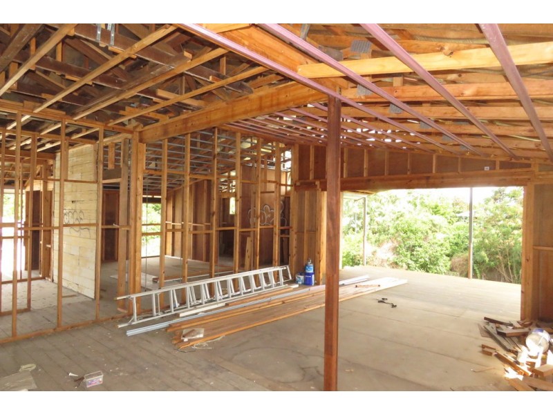 70 Tenth Avenue, Railway Estate QLD 4810