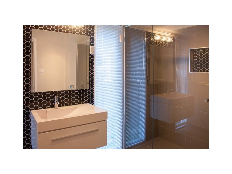 8 Elizabeth Street, Aitkenvale QLD 4814