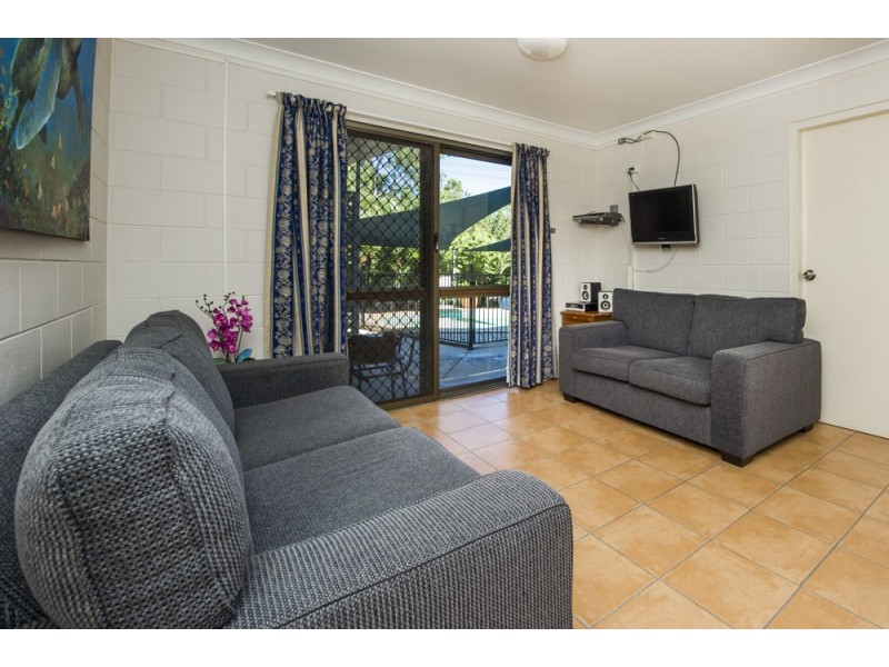 2/2 Endeavour Road, Arcadia QLD 4819