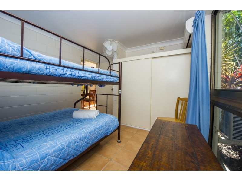 2/2 Endeavour Road, Arcadia QLD 4819