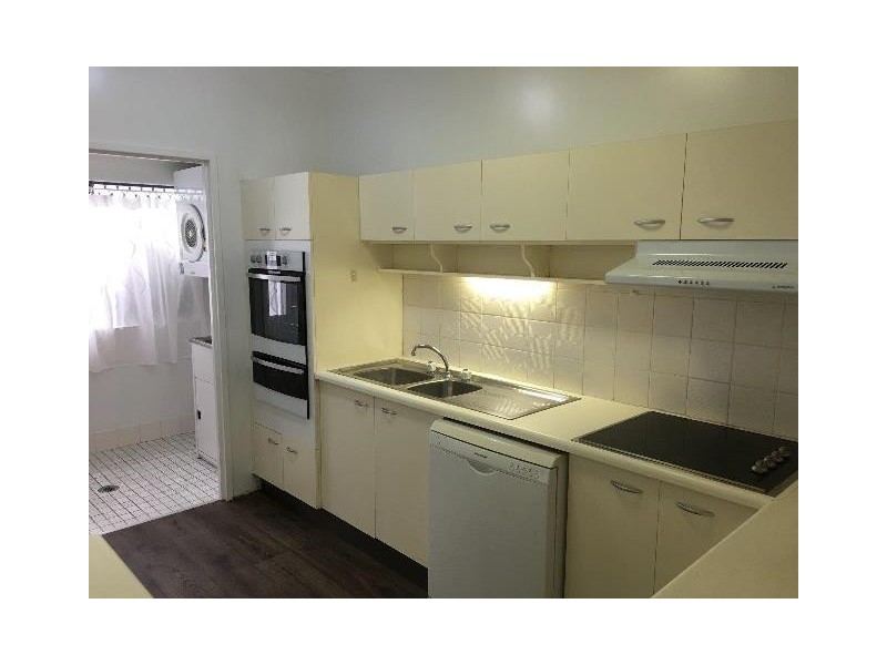 7/15 Hale Street, North Ward QLD 4810