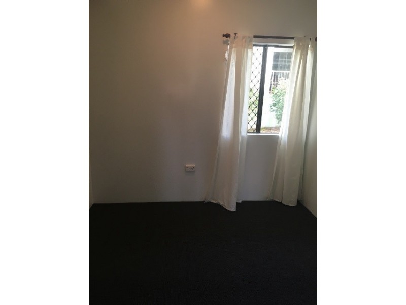 7/15 Hale Street, North Ward QLD 4810