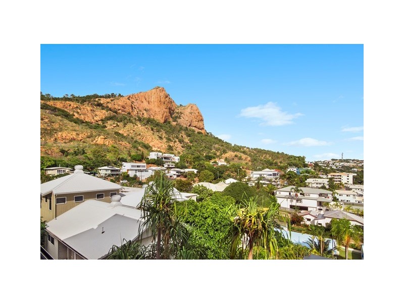 290 Stanley Street, North Ward QLD 4810