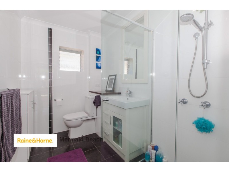 2/38 Sunbrite Avenue, Mermaid Beach QLD 4218