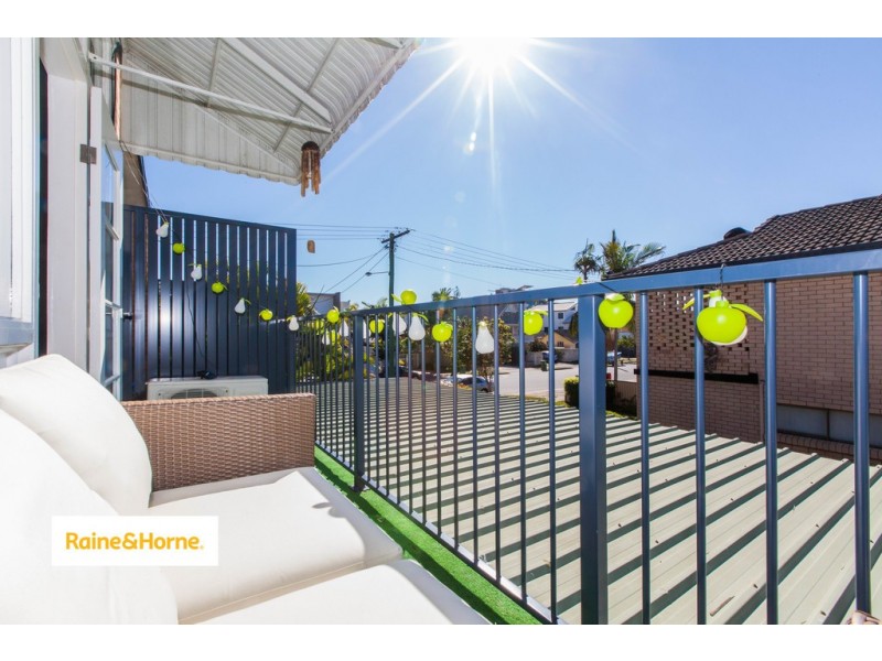 2/38 Sunbrite Avenue, Mermaid Beach QLD 4218