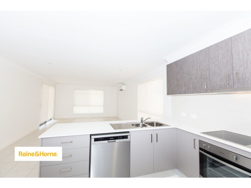 29 STINSON CIRCUIT, Coomera QLD 4209