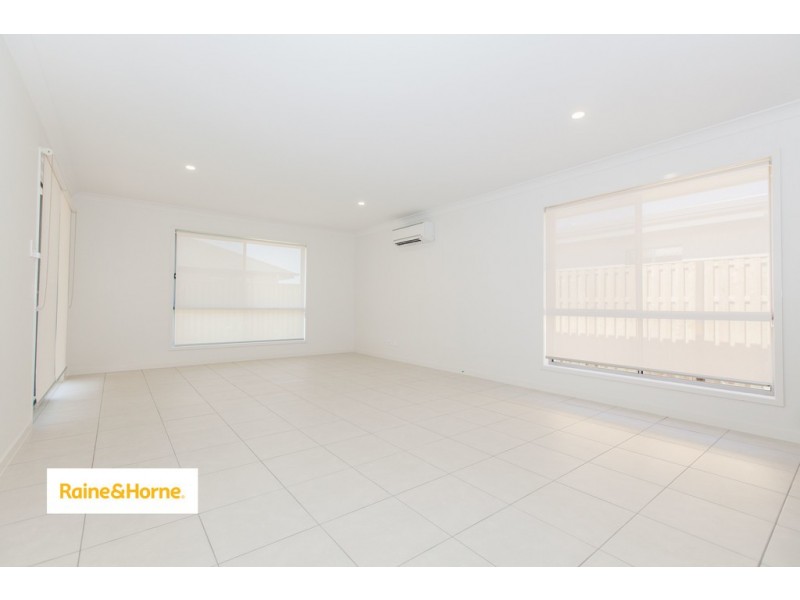 29 STINSON CIRCUIT, Coomera QLD 4209