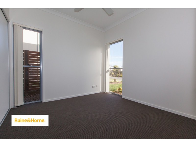 67 EDWARDSON DRIVE, Coomera QLD 4209