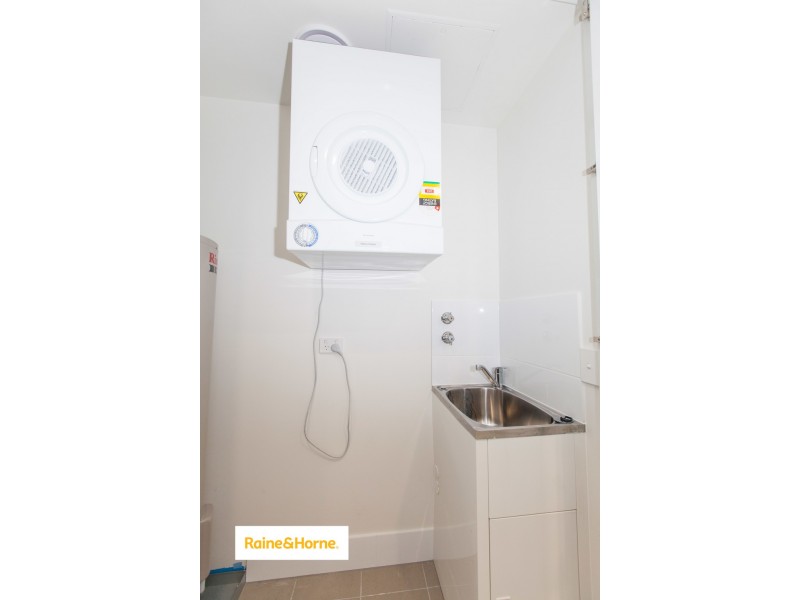 28/22 Lather Street, Southport QLD 4215