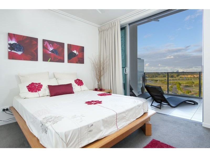 130/2 RIVERWALK AVENUE, Robina QLD 4226