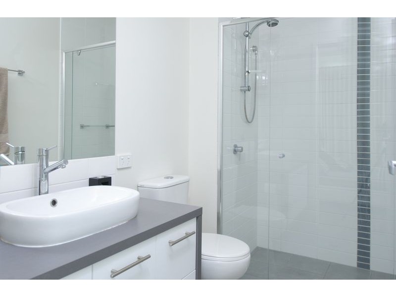 130/2 RIVERWALK AVENUE, Robina QLD 4226