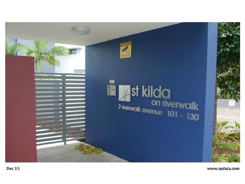 130/2 RIVERWALK AVENUE, Robina QLD 4226