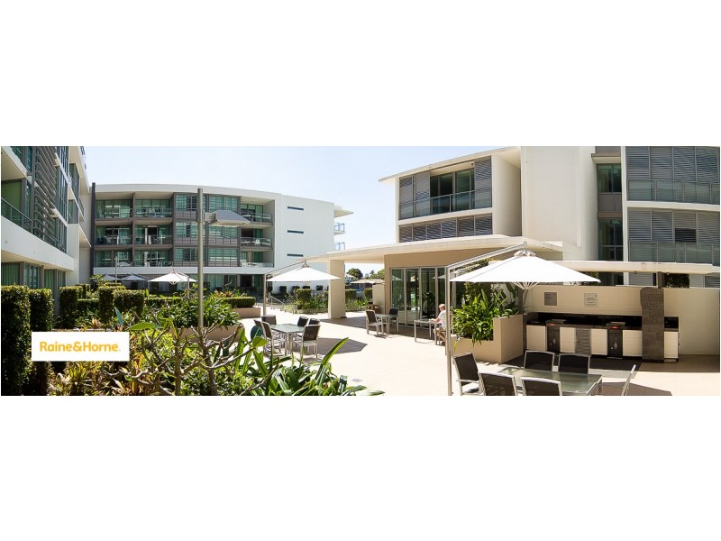 2002/33 T E PETERS DRIVE, Broadbeach Waters QLD 4218