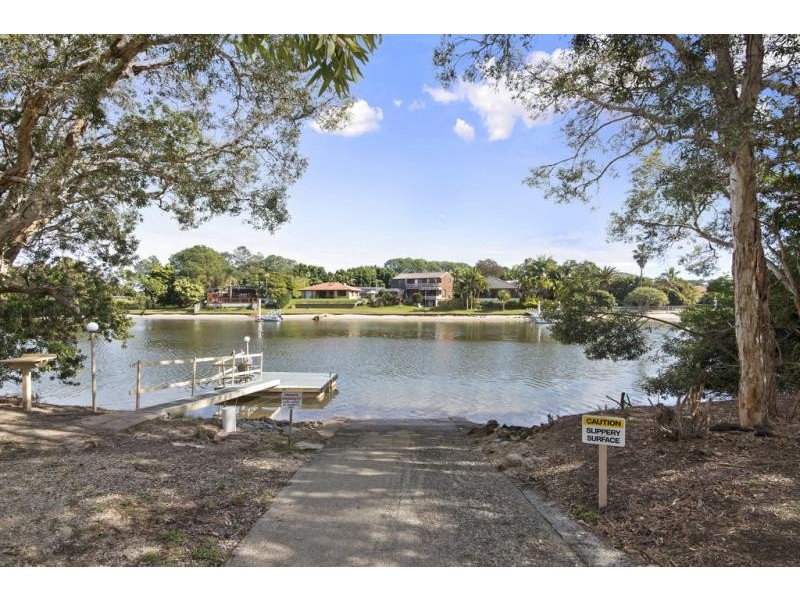 96/170 BARDON AVENUE, Burleigh Waters QLD 4220