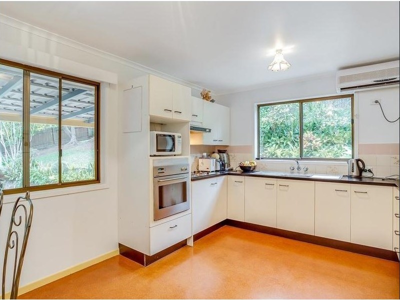 43 WHITIAN DRIVE, Carrara QLD 4211