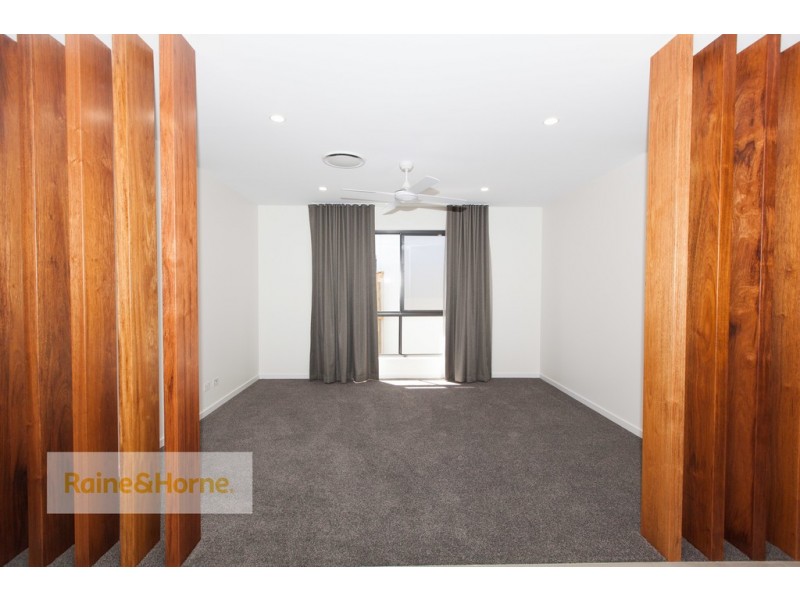 12 RUNDLE AVENUE, Pimpama QLD 4209