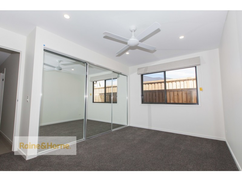 12 RUNDLE AVENUE, Pimpama QLD 4209