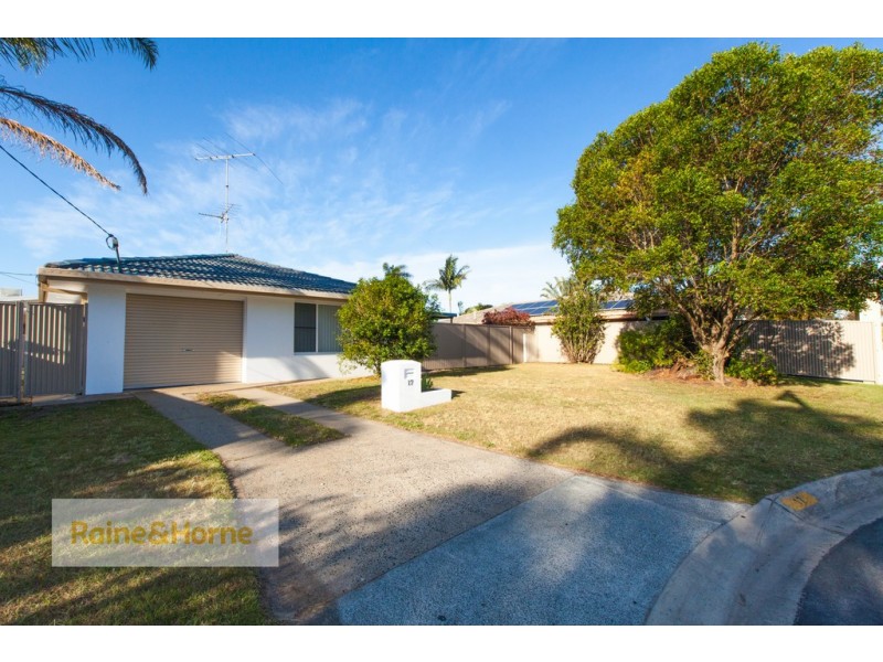 17 Toorak Park Avenue, Mermaid Waters QLD 4218