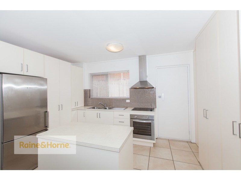 3/40 ARTHUR STREET, Mermaid Beach QLD 4218