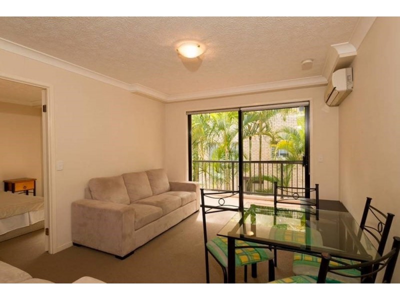 10/27 CHESTER TERRACE, Southport QLD 4215