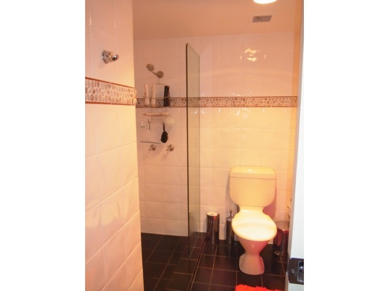 D28 GREAT HALL DRIVE, Miami QLD 4220