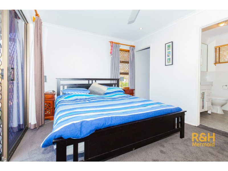 2 LANGFORD COURT, Mermaid Waters QLD 4218