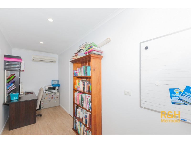 2 LANGFORD COURT, Mermaid Waters QLD 4218