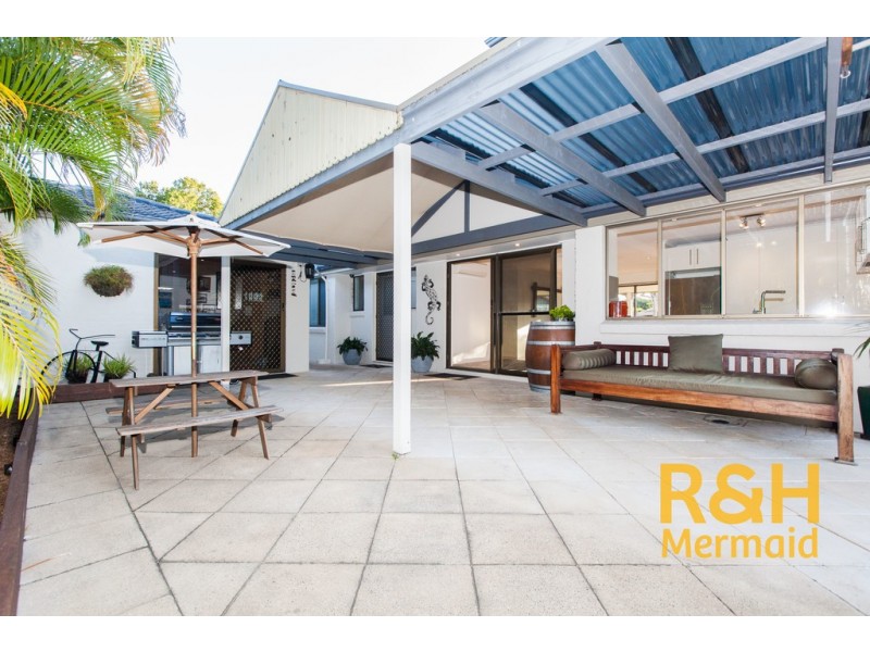 4 WILD DUCK DRIVE, Mermaid Waters QLD 4218